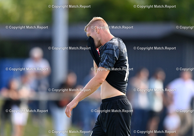 Fussball Regionalliga Sued Saison 23/24 Testspiel: TSG Balingen - FC 08 Villingen | Fussball Regionalliga Sued  Saison 2023/2024   Testspiel in BochingenTSG Balingen - FC 08 Villingen     17.07.2022Marcel Soekler (FC 08 Villingen) nachdenklichFOTO: ULMER PressebildagenturxxNOxMODELxRELEASExx