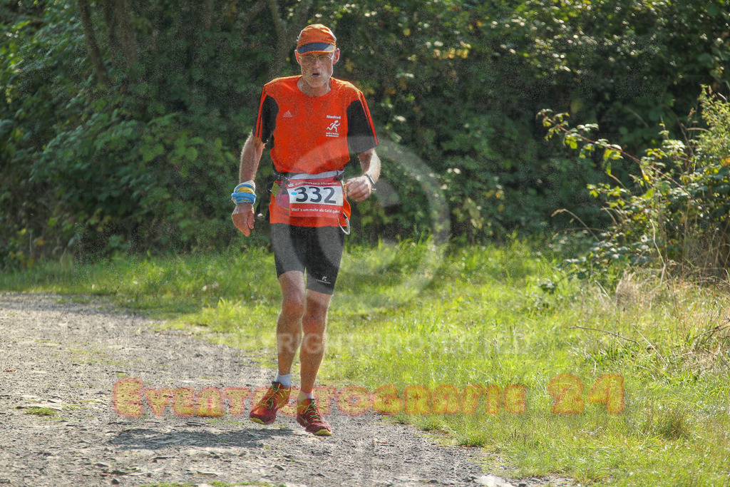 240831_1136_EV4_4379 | Sportfotografie im Rhein-Sieg Kreis, Köln, Bonn, NRW, Rheinland Pfalz, Hessen, etc. Unser Tätigkeitsfeld umfasst den Laufsport vom Volkslauf über den Marathon, Duathlon, Triathon bis zum Ultralauf wie Kölnpfad Ultra oder Schindertrail.