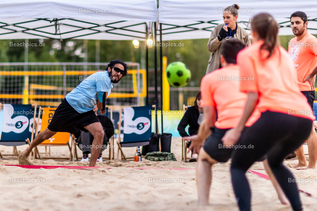 2025-200086880-Strandvölkerball-WM |  24.08.2025; Berlin Foto: Gerold Rebsch - www.beachpics.de