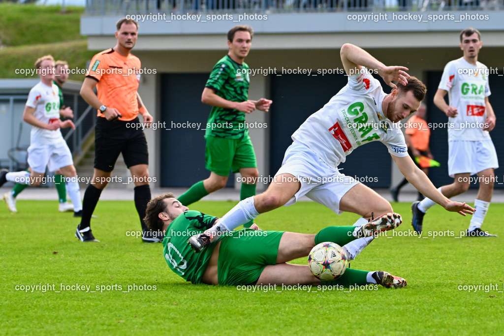 SC Landskron vs. Rapid Lienz | #10 Nemanja Lukic SC Landskron, #15 Matej Verstovsek Rapid Lienz, SC Landskron vs. Rapid Lienz, SC Landskron vs. Rapid Lienz am 22.09.2024 in Villach (Sportanlage Landskron), Austria, (Photo by Bernd Stefan)