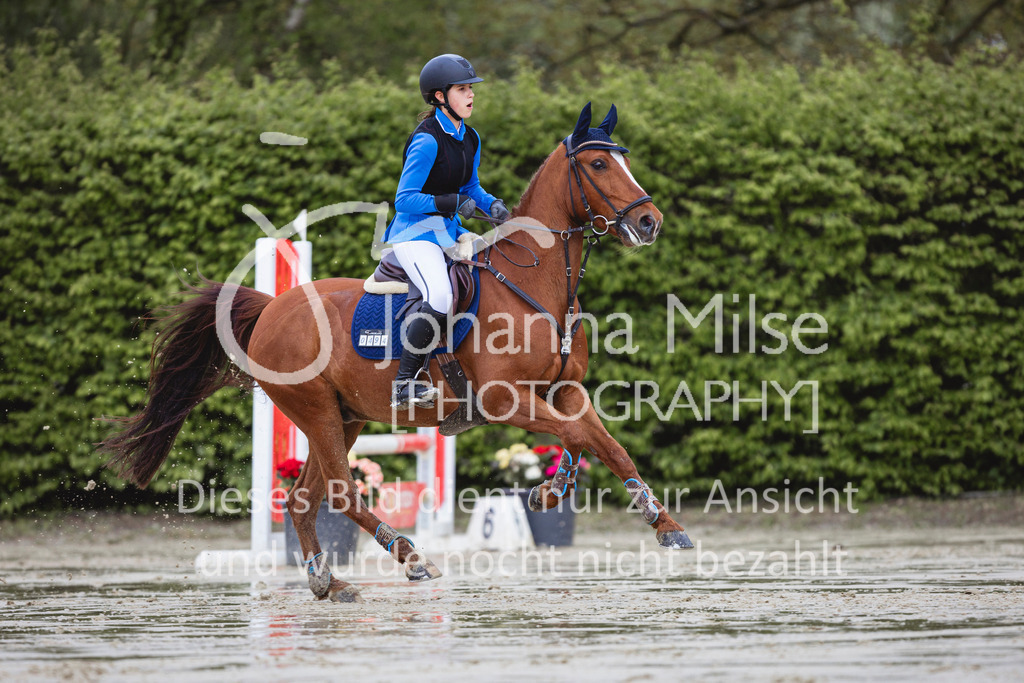 240426_Olfen-Vinnum_PonyTrophy-309 | Deine schönsten Turniermomente als professionelle Fotos! Entdecke hochwertige Pferdesport-Fotografie im Online-Shop. Jetzt Fotos finden & bestellen!