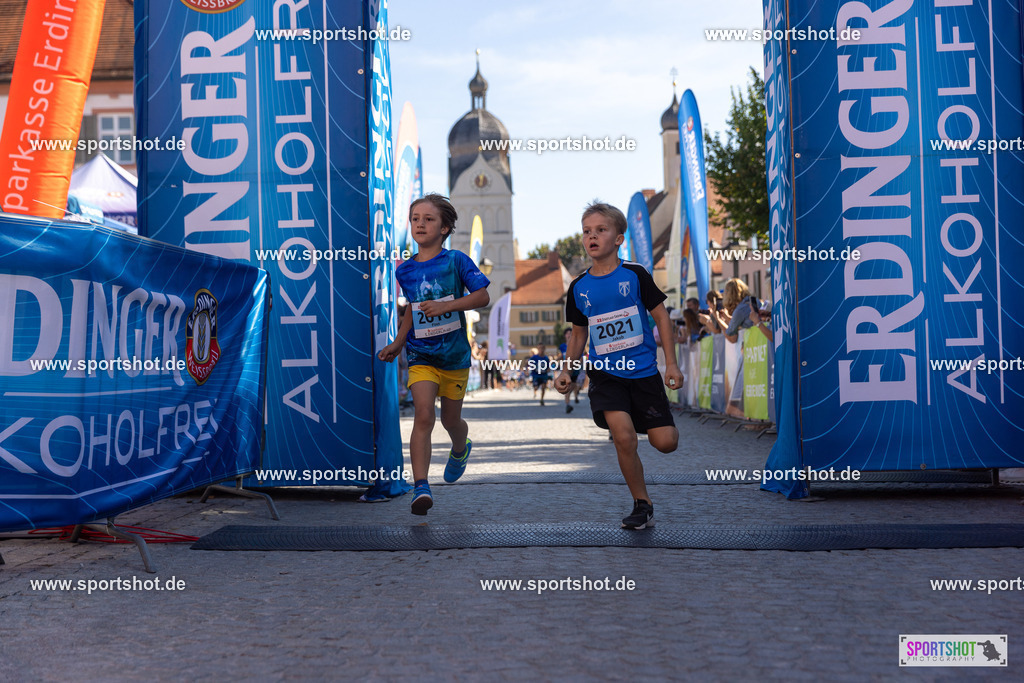 VJ__2899 | Stadtlauf Erding 2025 #stadtlauferding #erdingstadtlauf #stadtlauf_erding #laufmotivation #trisporterding #yourpictrs #sportshot_your_pictrs