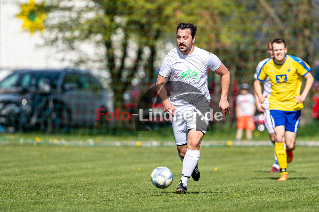 SC Böbing vs SG SV Eberfing/SV Söchering | Abstiegs Qualifikationsrunde A-Klasse Gruppe P, SC Böbing vs SG SV Eberfing/SV Söchering, 20240414,
Philip KNECHT (SVES 5) in Aktion,
2024-04-14 in Böbing (Sportplatz Böbing)
5 Philip KNECHT (SVES 5)
Copyright: WolfgangxLindner foto-lindner.de