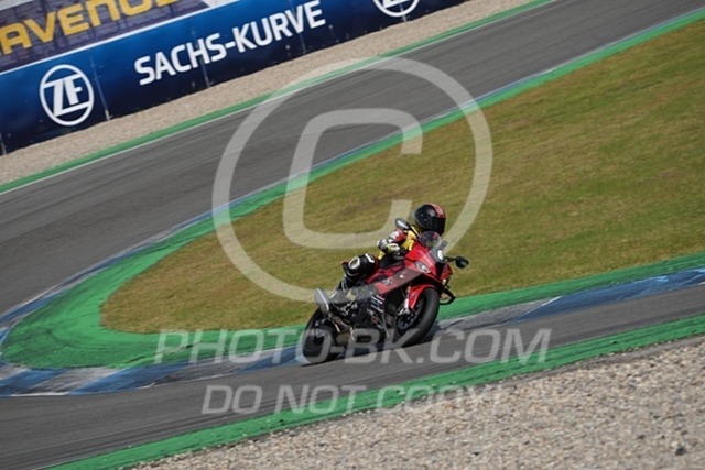 2024_04_29_PBK_15025 | Sportfotografie; SlowMotion; Video; Rennstrecke; Hafeneger; Speer; Racing; RSE; BMW; CBO; Trackday; Motorsportarena; Hockenheimring; Brno; Most; Barcelona; Valencia