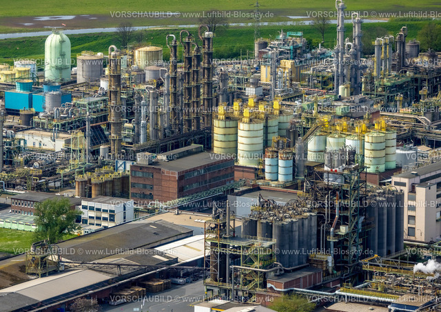 Oberhausen240401960 | Luftbild, Detailaufnahme vom OQ Chemicals Werk Ruhrchemie, Holten, Oberhausen, Ruhrgebiet, Nordrhein-Westfalen, Deutschland