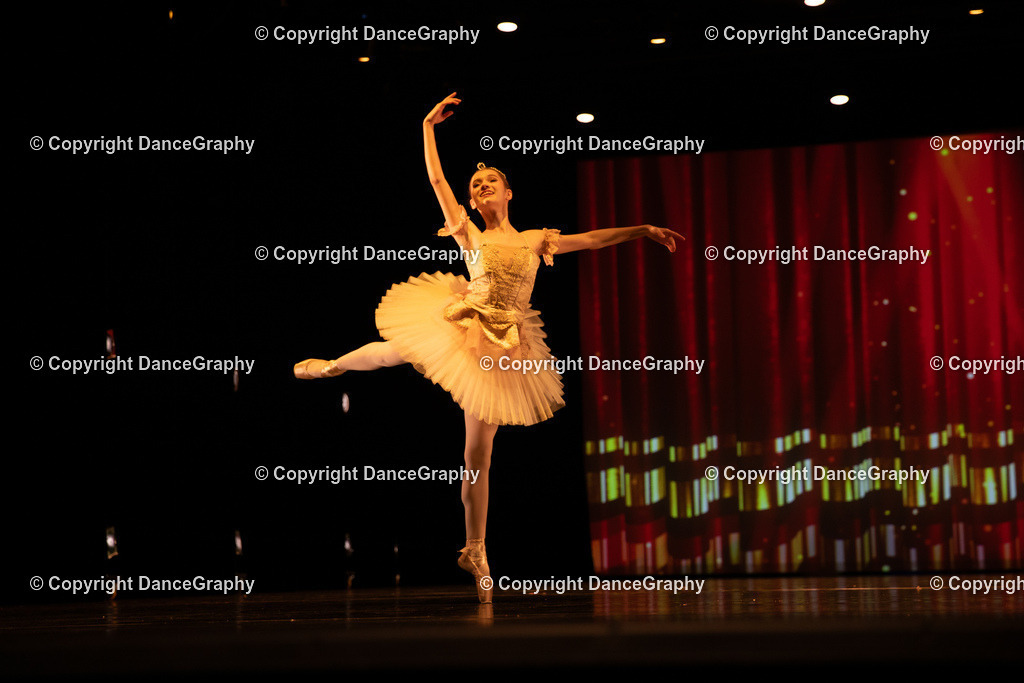 GPHY5790 | DanceGraphy - Realisiert mit Pictrs.com