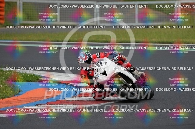 2025_06_06_PBK_15858 | Sportfotografie; SlowMotion; Video; Rennstrecke; Hafeneger; Speer; Racing; RSE; BMW; CBO; Trackday; Motorsportarena; Hockenheimring; Brno; Most; Barcelona; Valencia