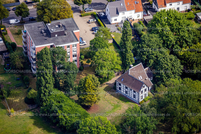 Muelheim220802506 | Luftbild, Hochhaus und Fachwerkhaus, Moritzstraße, Styrum - Süd, Mülheim an der Ruhr, Ruhrgebiet, Nordrhein-Westfalen, Deutschland