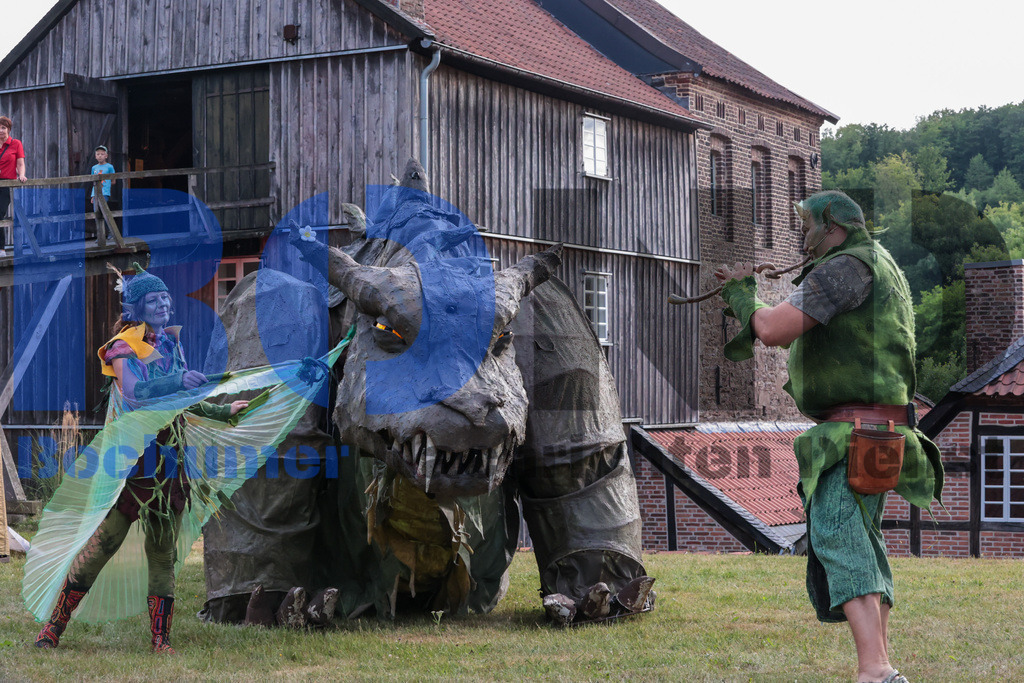 SES_MKRLHE20250705-60 | bond - Realisiert mit Pictrs.com