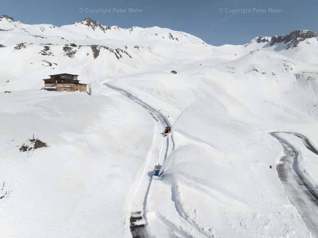 Schneeräumung_Grossglockner_Hochalpenstrasse_2024-5 | default