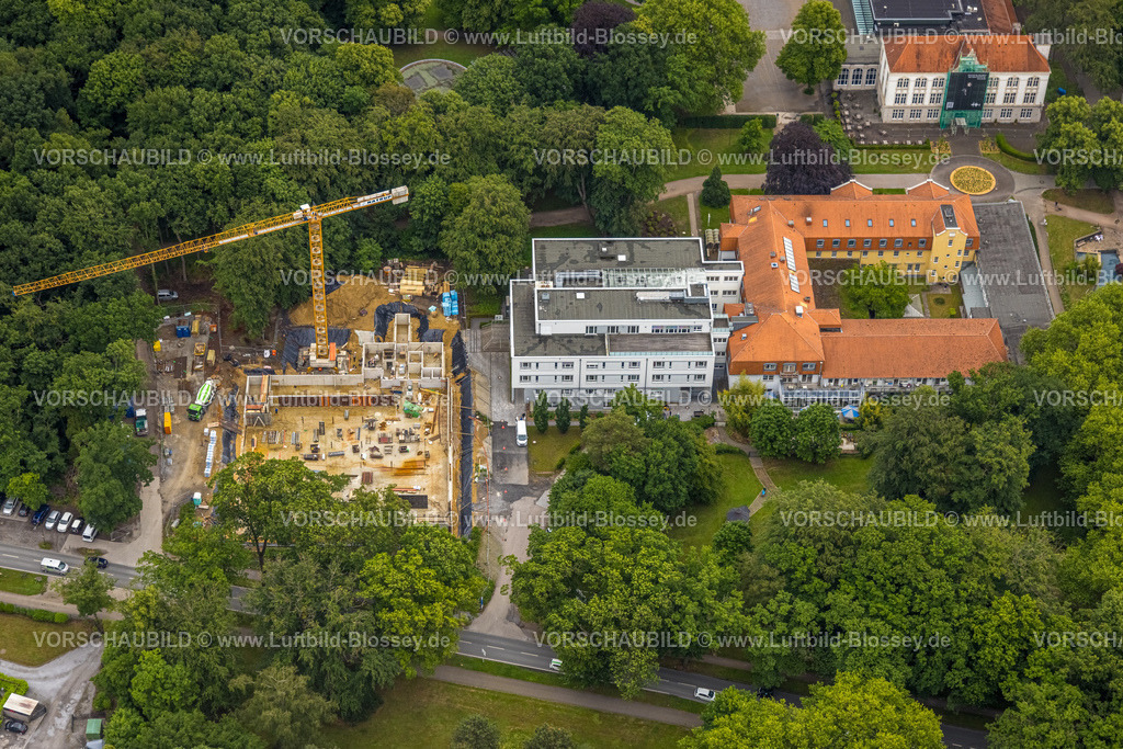 Hamm220604247 | Luftbild, Klinik für Manuelle Therapie KMT mit Baustelle und Neubau, Uentrop, Hamm, Ruhrgebiet, Nordrhein-Westfalen, Deutschland