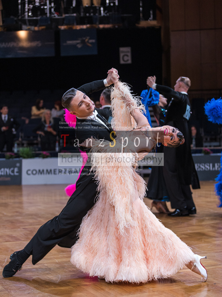 20250819_WDSF-Open-RS-Std_0344-2 | Tanzsportbilder, Standardtanz, Lateintanz, WDSF, DTV, LTVB, dancecomp, goc, hessen tanzt, blaues band der spree, walzer, tango, wiener walzer, slowfox, quickstepp, samba, rumba, cha-cha-cha, paso doble. jive, hd-kroft photography, turniertanzsport