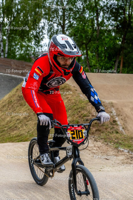 BayBMX2026-04939 | Fotogalerie von Thomas Dettweiler mit Eventbildern und lizenzfreien Fotos. Perfekt als Wandbild, für Büro, Website oder private Nutzung. - Realisiert mit Pictrs.com