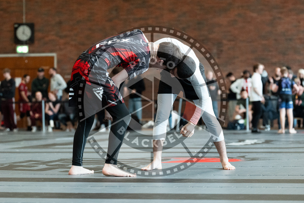 20251129PBB6397 | Fighters compete during the luta livre competition ILLCS XI winter edition on November 29, 2025 in Hannover, Germany.