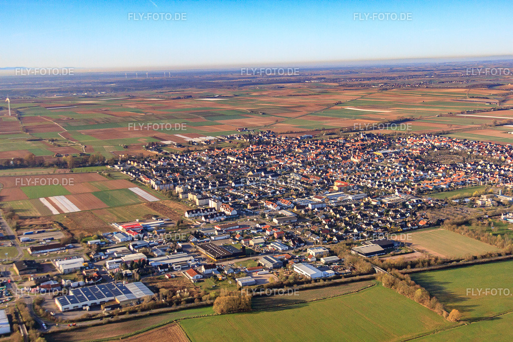 Konrad-Lerch-Ring | Luftbild: Konrad-Lerch-Ring in Offenbach an der Queich im Bundesland Rheinland-Pfalz in Deutschland. Foto: IMG_63303.jpg vom 20.03.2014 durch Werner Riehm/FLY-FOTO.de - Realisiert mit Pictrs.com