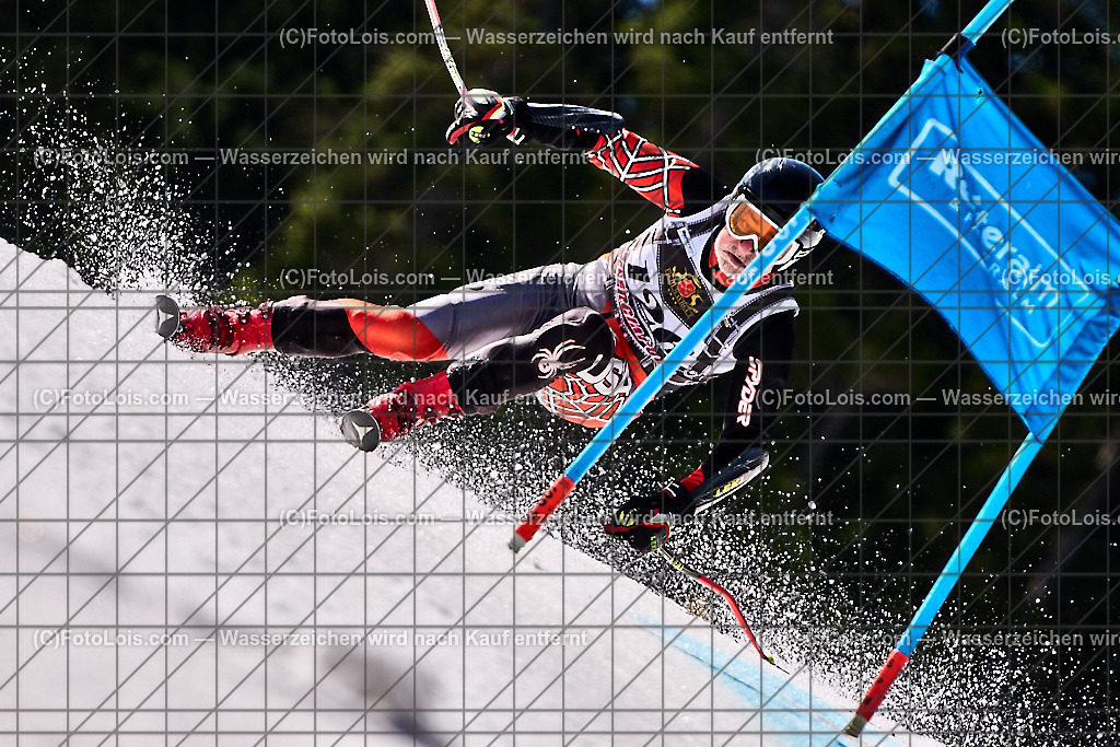 ALP1391_Reiteralm_MASTERS-LM_RTL_Hammer Guenther | (C)FotoLois.com, Alois Spandl. Steirische MASTERS-Landesmeisterschaften Ski alpin mit Wien und Salzburg, Reiteralm, Sa 13. April 2024.