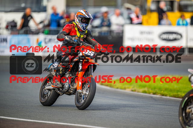 MaZZes_FotoMatrix_231001_5683 | UE40