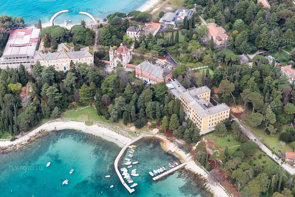 Vue aérienne: Vue de la ville à Rovinj dans le département Gespanschaft Istrien, Croatie. Photo: IMG_105971.jpg prise le 13/04/2018 par Werner Riehm/FLY-FOTO.eu – Résolution de l'original: 5472 x 3648 px