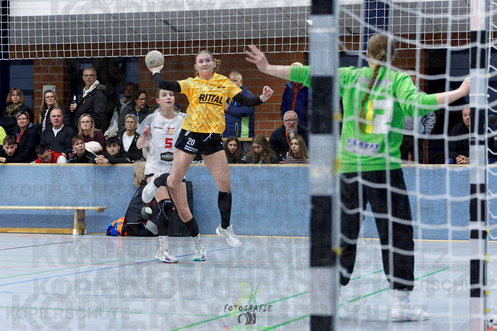 Frauen Oberliga Mitte (HHV); HSG Eibelshausen/Ewersbach - HSG Wettenberg II | Frauen Oberliga Mitte (HHV); HSG Eibelshausen/Ewersbach - HSG Wettenberg II am 13.12.2025 in Steinbrücken (Sporthalle am Hammerweiher)Photo © 2025 - Jörg Heinrich - Realisiert mit Pictrs.com