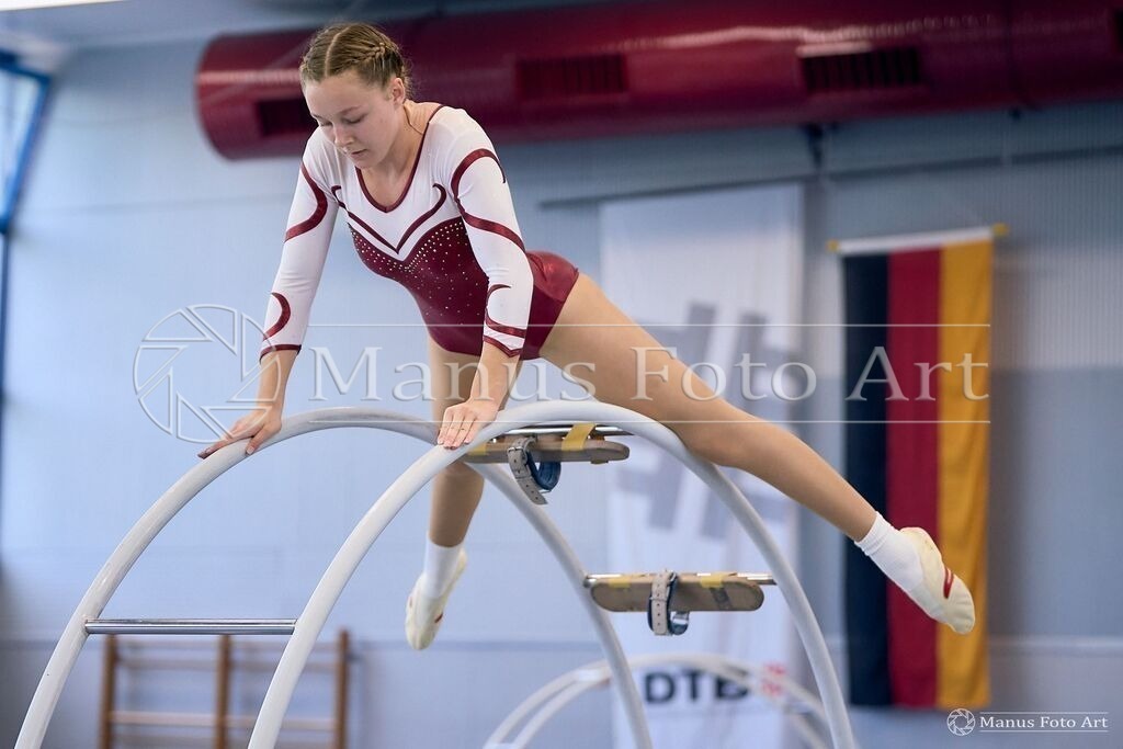 2024-06-20-1-A-DSC02242 | Professionelle Sportfotografie in Hamburg, Schleswig-Holstein und Niedersachsen – spezialisiert auf Rhönrad, Geräteturnen, Leistungsturnen und rhythmische Sportgymnastik. Bundesweite Begleitung von Rhönrad-Events. Jetzt Sport-Fotos - Realisiert mit Pictrs.com
