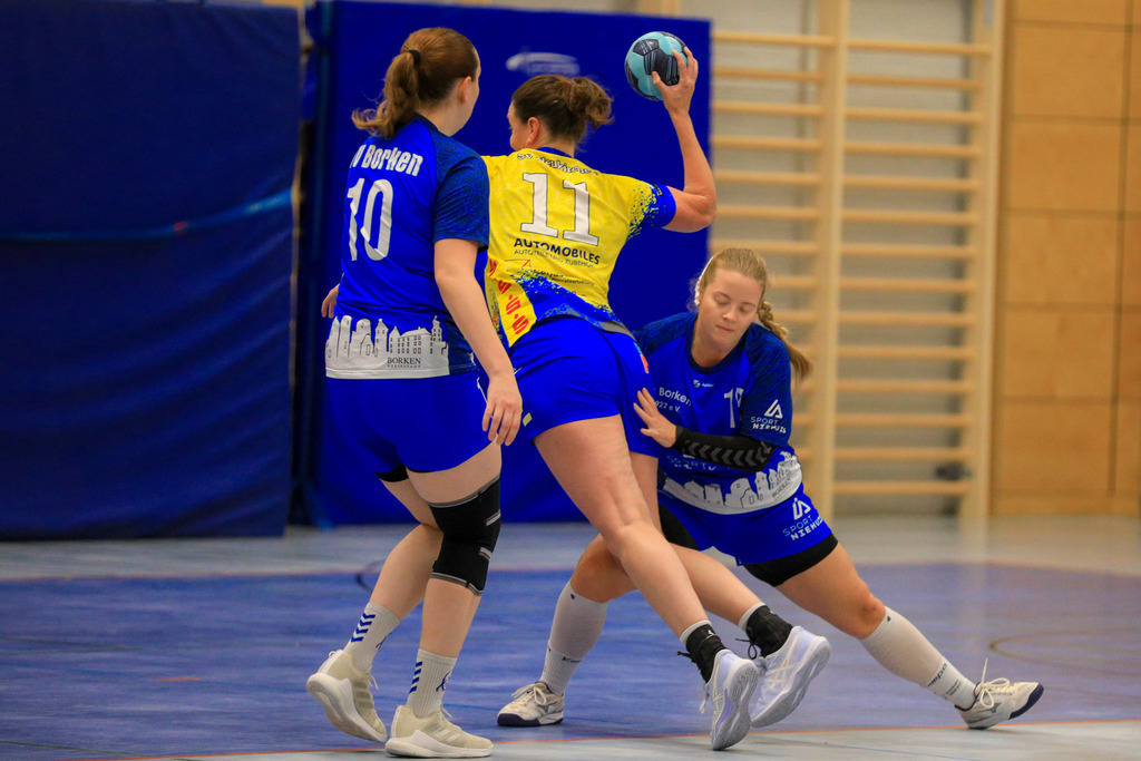 TvBorkenIII_SVN_161125_051 | Bildergalerie von Sport-Ereignissen aber auch von weiteren spannenden Dingen - nicht nur vom Niederrhein. In Anlehnung an den bekannten Spruch von Hanns Dieter Hüsch heißt das Motto: "Niederrhein ist überall".  - Realisiert mit Pictrs.com