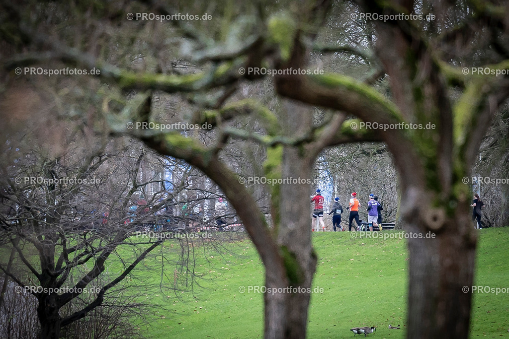 Bonner Nikolauslauf in Bonn, 08.12.2024 | Impressionen vom Bonner Nikolauslauf am 08.12.2024 in Bonn (Freizeitpark Rheinaue). Foto: BEAUTIFUL SPORTS/Axel Kohring