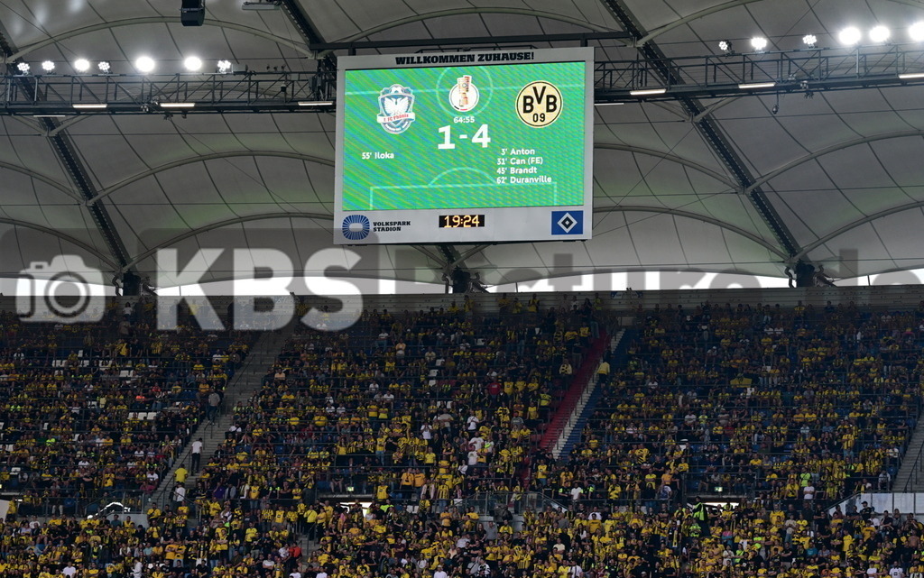 KBS Picture_PhoenixLuebeck-BorDortmund_087 | Anzeigetafel im Volksparkstadion ,Sportplatz :  Volksparkstadion, - Realisiert mit Pictrs.com