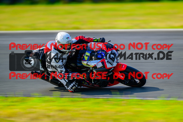 MaZZes_FotoMatrix_240725_6007705_8053 | BLAU