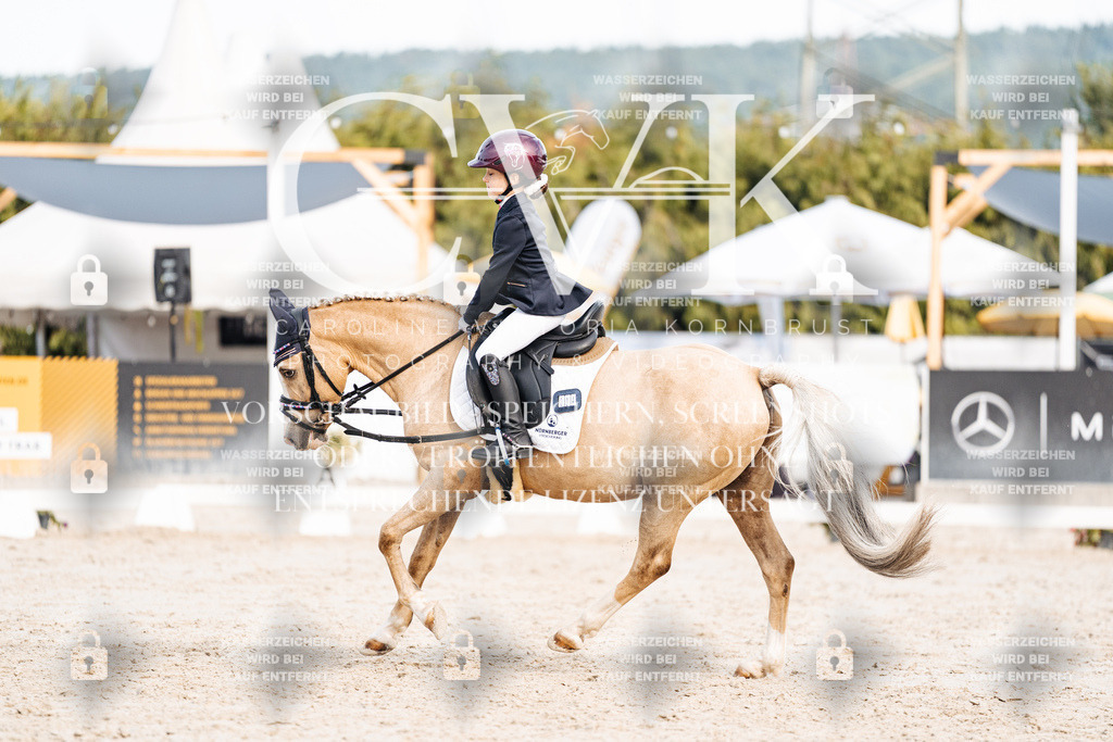 CK904716 | Turnierfotografie Pferdefotografie Trier Rheinland-Pfalz Pferdesport Reitsport Tierfotografie Sportfotografie Pferdevideo Pferdevideografie Equestrianvideography equestrianphotography  - Realisiert mit Pictrs.com