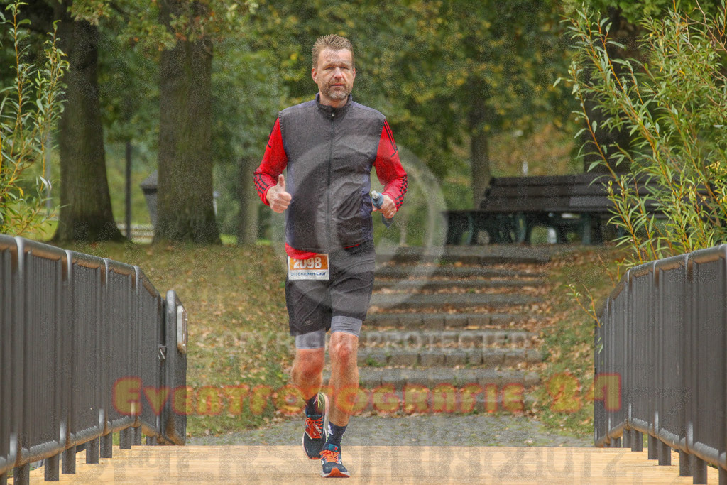 231015_1054_EV4_1811 | Sportfotografie im Rhein-Sieg Kreis, Köln, Bonn, NRW, Rheinland Pfalz, Hessen, etc. Unser Tätigkeitsfeld umfasst den Laufsport vom Volkslauf über den Marathon, Duathlon, Triathon bis zum Ultralauf wie Kölnpfad Ultra oder Schindertrail.