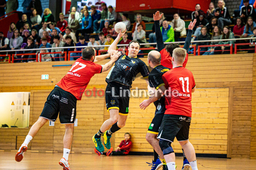 TSV Weiheim II gegen TSV Schongau | Bezirksliga Handball Herren 2024/25, TSV Weiheim II gegen TSV Schongau, 20250118,Mathias SLIWA (TSV Schongau) in Aktion,2025-01-18 in Weilheim (Jahnhalle)Mathias SLIWA (TSV Schongau)Copyright: WolfgangxLindner foto-lindner.de