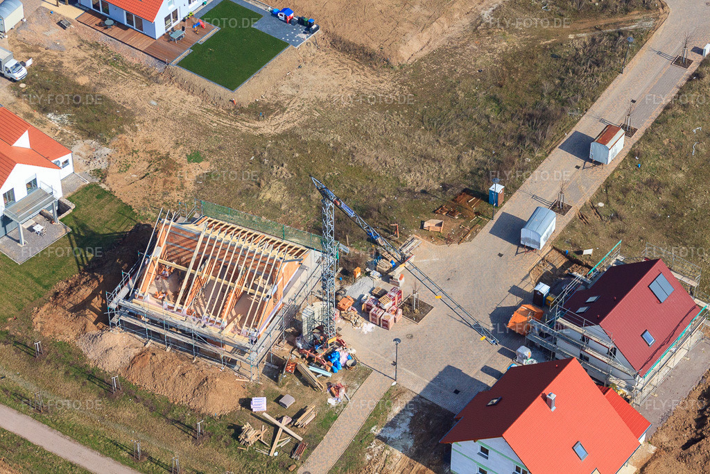 Luftbild: Neubaugebiet unteres Rappenfeld im Ortsteil Mörlheim in Landau im Bundesland Rheinland-Pfalz in Deutschland. Foto: IMG_37662.jpg vom 05.03.2011 durch Werner Riehm/FLY-FOTO.de