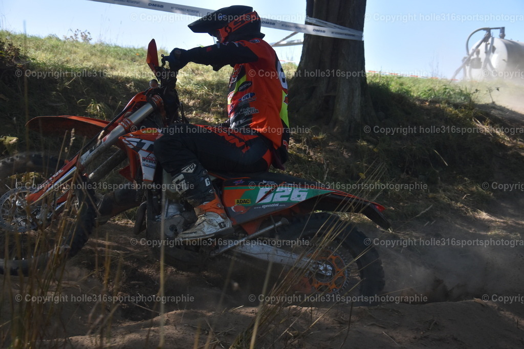 DSC_0220 | Sportfotografie , Motorsport, Motoross, Reitsport, Mointainbike, Enduro,
Landschaft , Outdoor, Eventfotografie, Landschaft, Bilder online bestellen - Realisiert mit Pictrs.com