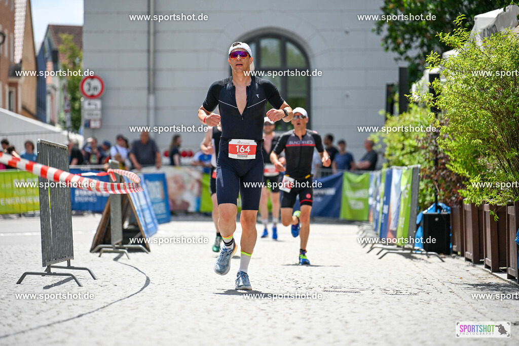 SZI_7100 | Stadttriathlon Erding 2025. #yourpictrs #sportshot_your_pictrs @Sportshotphotography #stadttriathlonerding Copyright: www.sportshot.de