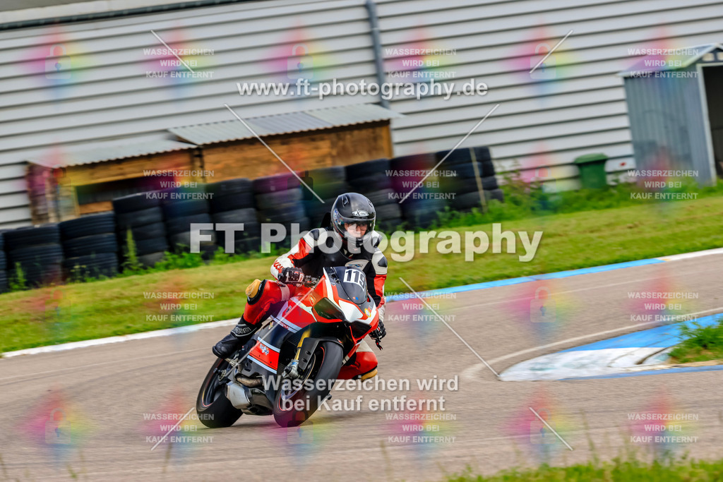 MotoTeam-8138 | Hier findet Ihr Bilder von Touristenfahrten auf der Nürburgring Nordschleife oder von anderen Veranstaltungen die ich besucht habe. Viel Spass beim Durch Schauen 