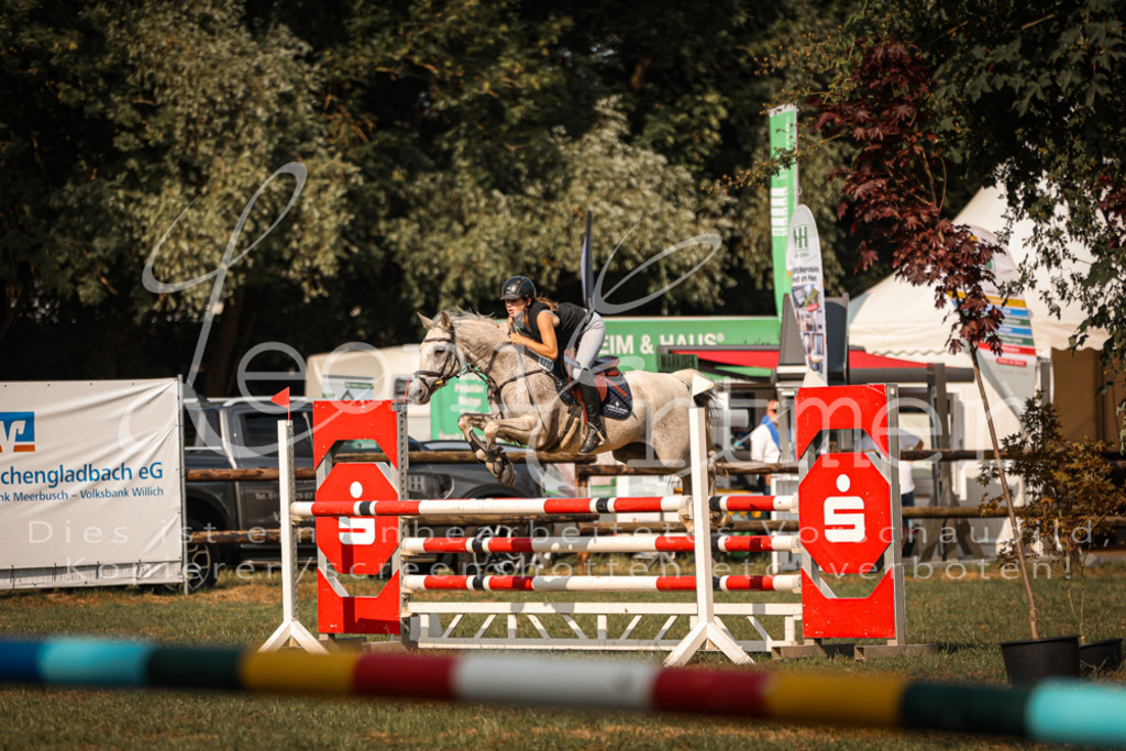 25.SaSpL00030 | Leoni Ertmer Photography - Realisiert mit Pictrs.com