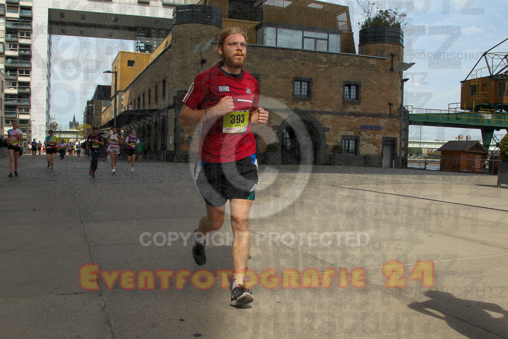 250920_1331_EV4_5895 | Sportfotografie im Rhein-Sieg Kreis, Köln, Bonn, NRW, Rheinland Pfalz, Hessen, etc. Unser Tätigkeitsfeld umfasst den Laufsport vom Volkslauf über den Marathon, Duathlon, Triathon bis zum Ultralauf wie Kölnpfad Ultra oder Schindertrail.