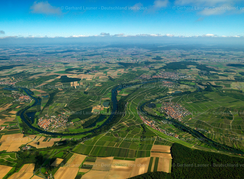 2784827 | Fränkische Weinlandschaft mit Mainschleife zw. Fahr und Volkach