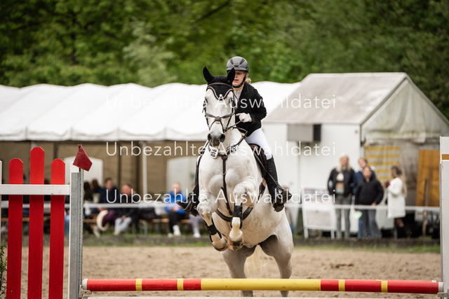 Bad_Meinberg_07693 | saradresslerfotografie - Realisiert mit Pictrs.com