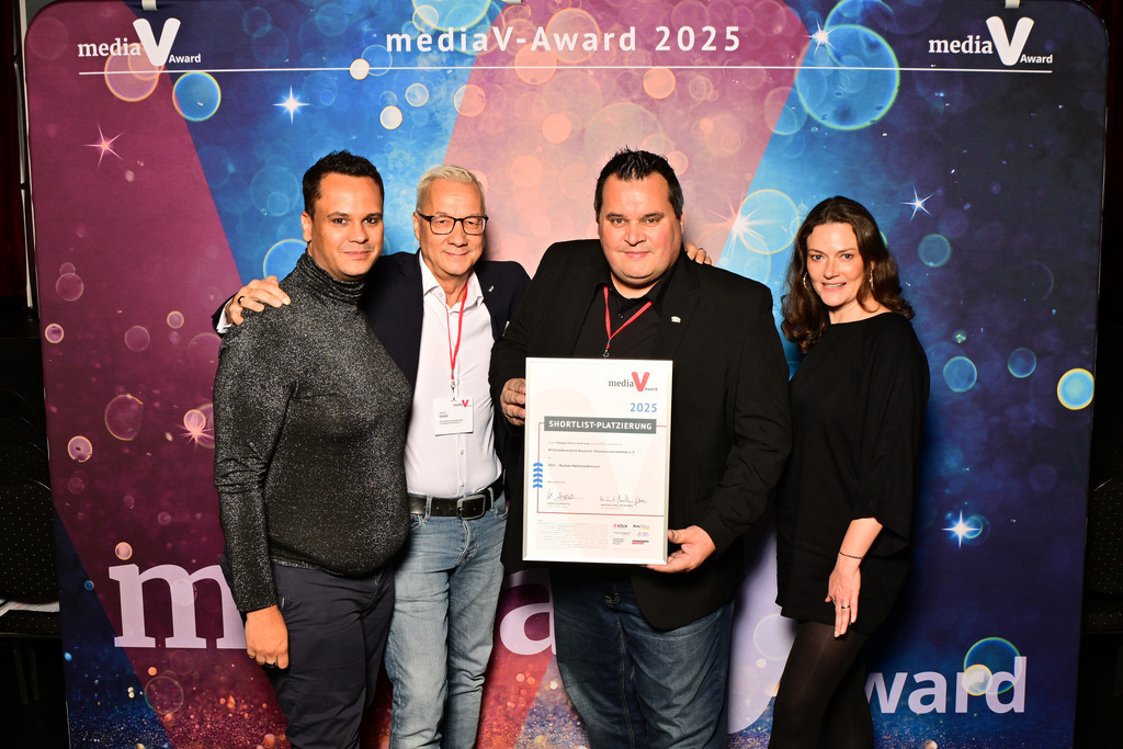 0407Media_V_Award_2025_Foto_Stefan_Wernz | Fotograf Köln - Realisiert mit Pictrs.com