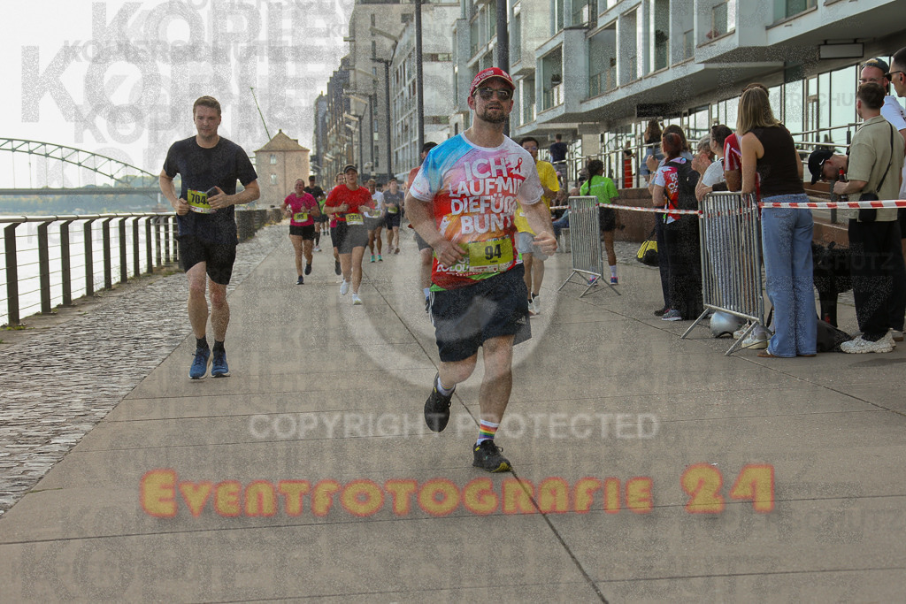 250920_1451_EX1_7857 | Sportfotografie im Rhein-Sieg Kreis, Köln, Bonn, NRW, Rheinland Pfalz, Hessen, etc. Unser Tätigkeitsfeld umfasst den Laufsport vom Volkslauf über den Marathon, Duathlon, Triathon bis zum Ultralauf wie Kölnpfad Ultra oder Schindertrail.
