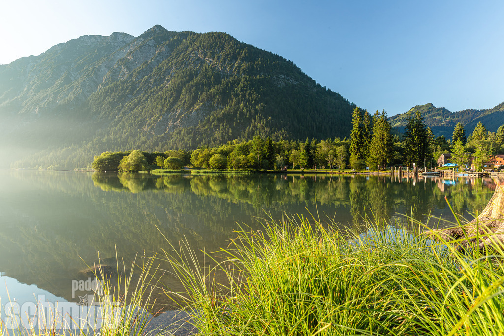 PS-Bergwelt-2026-29 | Entdecke die größte Bildgalerie der Region mit Fotografien aus dem Allgäu, der Bodenseeregion, Oberschwaben, dem Donautal und der Schwäbischen Alb. Landschaften, Luftaufnahmen und Reisefotografie als Wandbild und Fotokunst. - Realisiert mit Pictrs.com