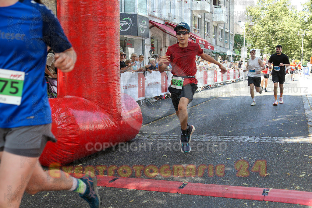 250621_1206_EX1_4920 | Sportfotografie im Rhein-Sieg Kreis, Köln, Bonn, NRW, Rheinland Pfalz, Hessen, etc. Unser Tätigkeitsfeld umfasst den Laufsport vom Volkslauf über den Marathon, Duathlon, Triathon bis zum Ultralauf wie Kölnpfad Ultra oder Schindertrail.