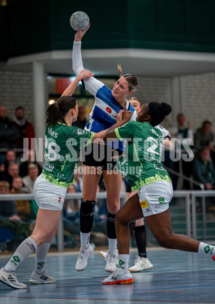 Handball I Frauen I Saison 2025-2026 I 3. Liga Staffel Nord I 10. Spieltag I SC SFN Vechta - HSG Blomberg-Lippe II I 0322 | jns.sportfotos - Realisiert mit Pictrs.com
