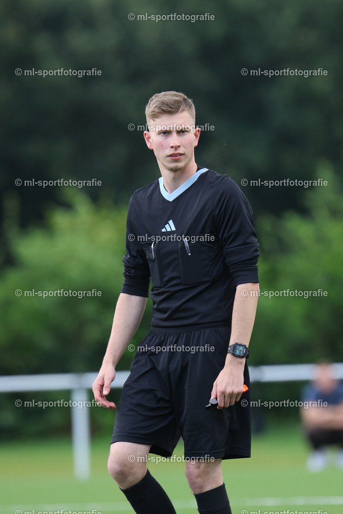 Fußball I Frauen I Saison 2025/2026 I Oberliga Schleswig-Holstein I 2. Spieltag I SV Wahlstedt - SV Frisia 03 Risum-Lindholm | ml-sportfotografie - Realisiert mit Pictrs.com