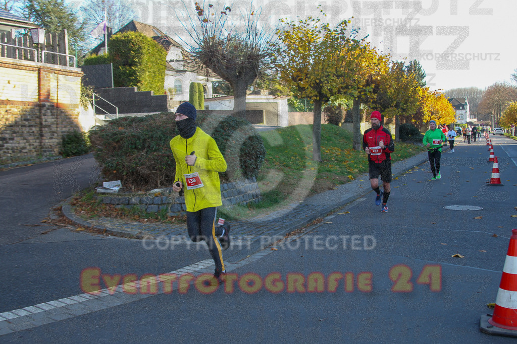 241201_1228_EV4_2578 | Sportfotografie im Rhein-Sieg Kreis, Köln, Bonn, NRW, Rheinland Pfalz, Hessen, etc. Unser Tätigkeitsfeld umfasst den Laufsport vom Volkslauf über den Marathon, Duathlon, Triathon bis zum Ultralauf wie Kölnpfad Ultra oder Schindertrail.