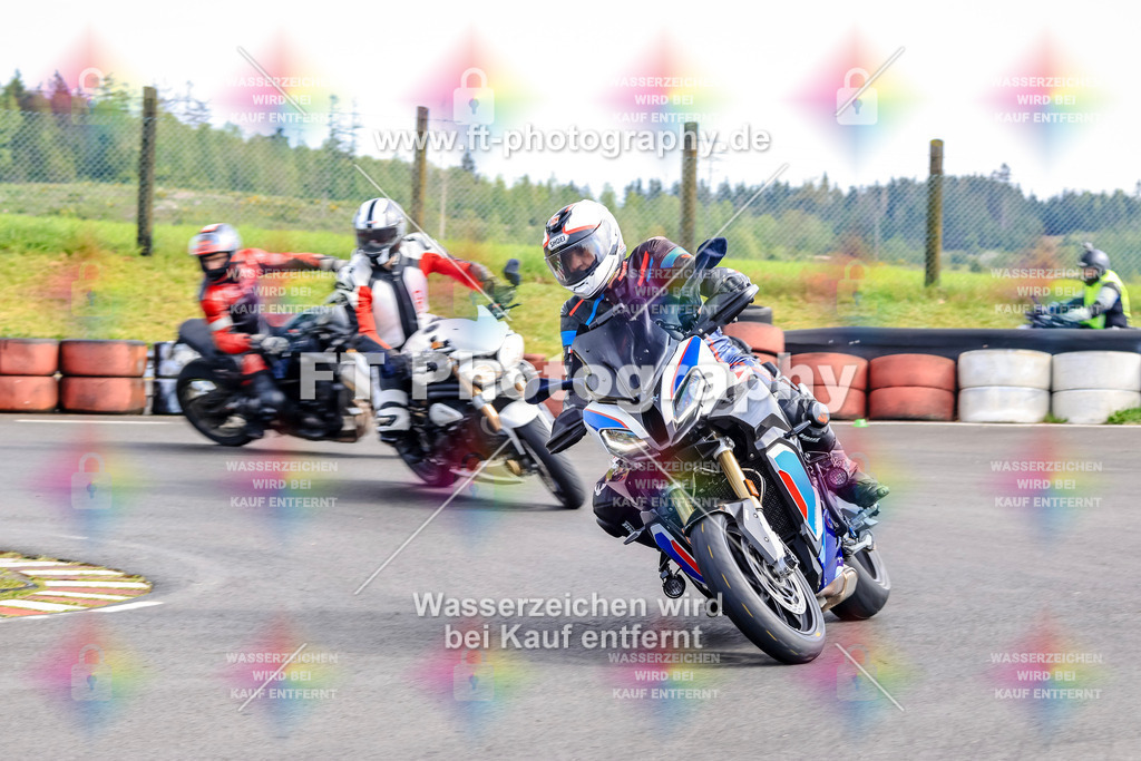 _OTO3234 | Hier findet Ihr Bilder von Touristenfahrten auf der Nürburgring Nordschleife oder von anderen Veranstaltungen die ich besucht habe. Viel Spass beim Durch Schauen 