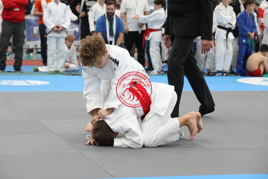 1J7A1837 | Fotos vom Adler Cup - Pictures from Adler Cup

Hier findet Ihr alle Eindrücke und großen Momente der Adler Cup Wochenenden. Here you will find all impressions and great moments of the Adler Cup weekends. - Realisiert mit Pictrs.com