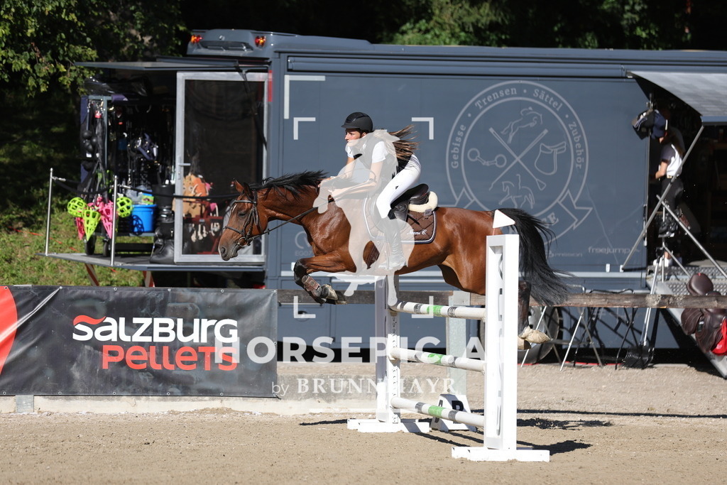 0P6A7302 | Willkommen bei Brunnmayr - Design & Fotografie – Ihrem Spezialisten für Reitturniere und Pferdeveranstaltungen in Oberösterreich, Salzburg und Bayern! Seit über 17 Jahren sind wir leidenschaftlich dabei.