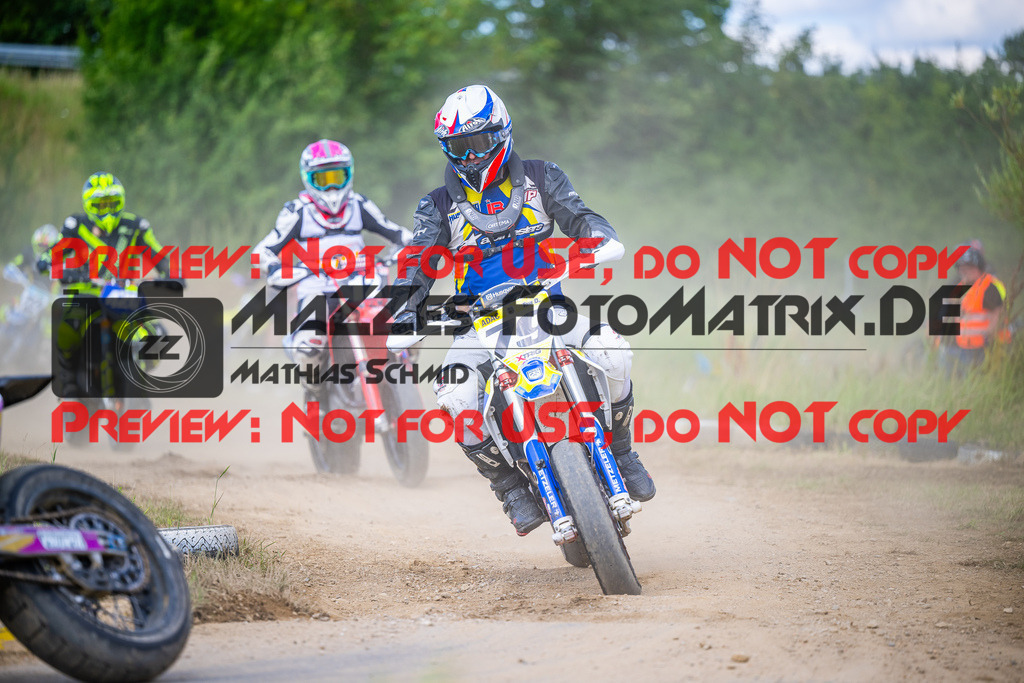MaZZes_FotoMatrix_240713_6021986_8377 | S4